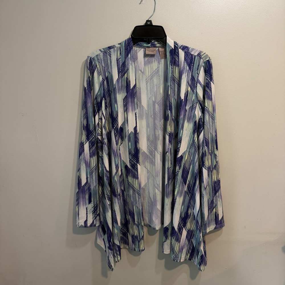 Chicos Easywear Womens Cardigan Size 1 Blue Purple Abstract Open Front Sharkbite